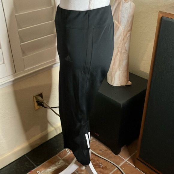 🤍🖤Nike Black W/White Trim Stretchy Leggings/Exercise Pants W/Leg Netting Sz XL - Picture 4 of 7